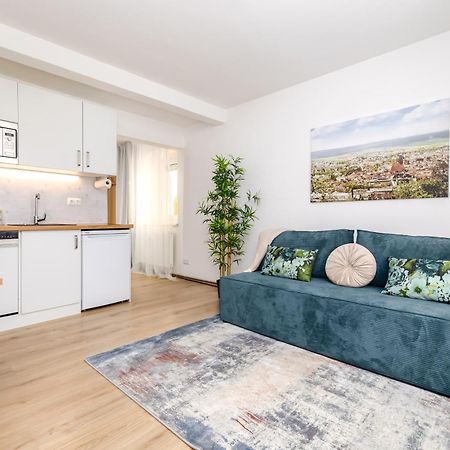 Modernes Apartment - Zentrale Lage - Kostenloses Parken آمبرغ المظهر الخارجي الصورة