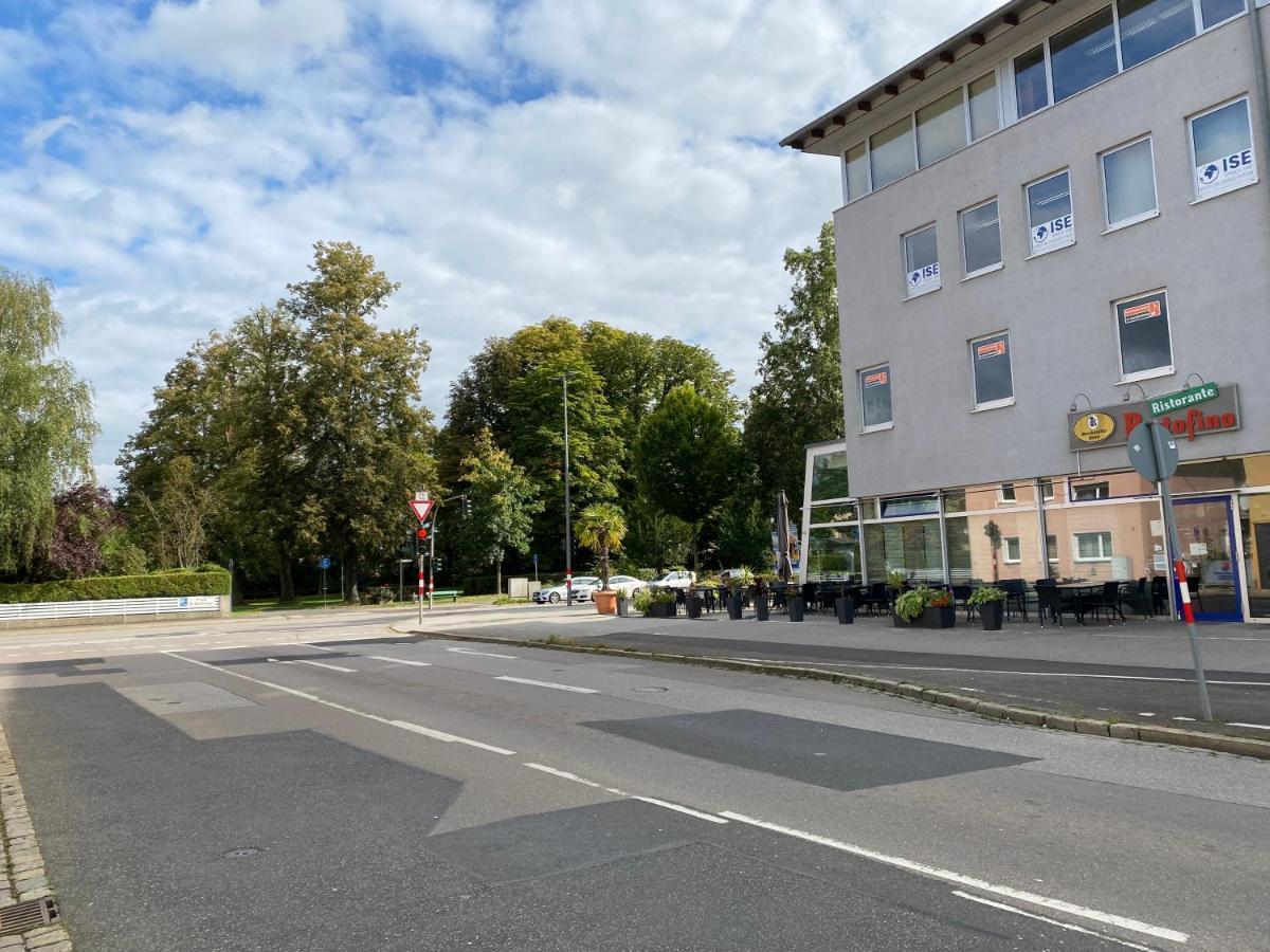 Modernes Apartment - Zentrale Lage - Kostenloses Parken آمبرغ المظهر الخارجي الصورة