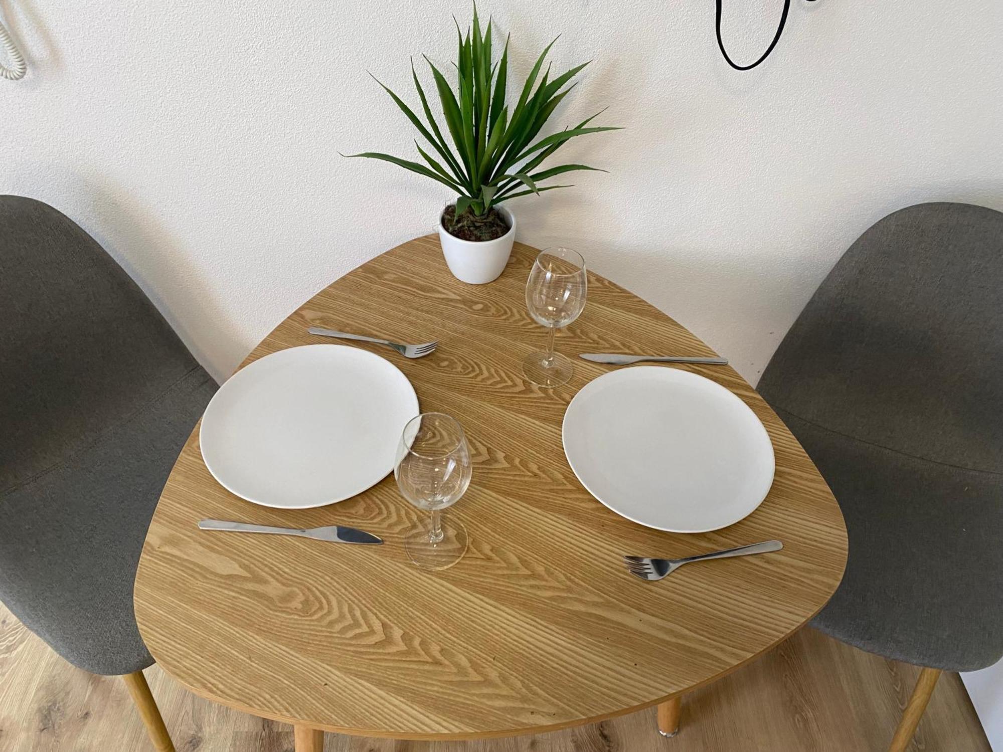 Modernes Apartment - Zentrale Lage - Kostenloses Parken آمبرغ المظهر الخارجي الصورة